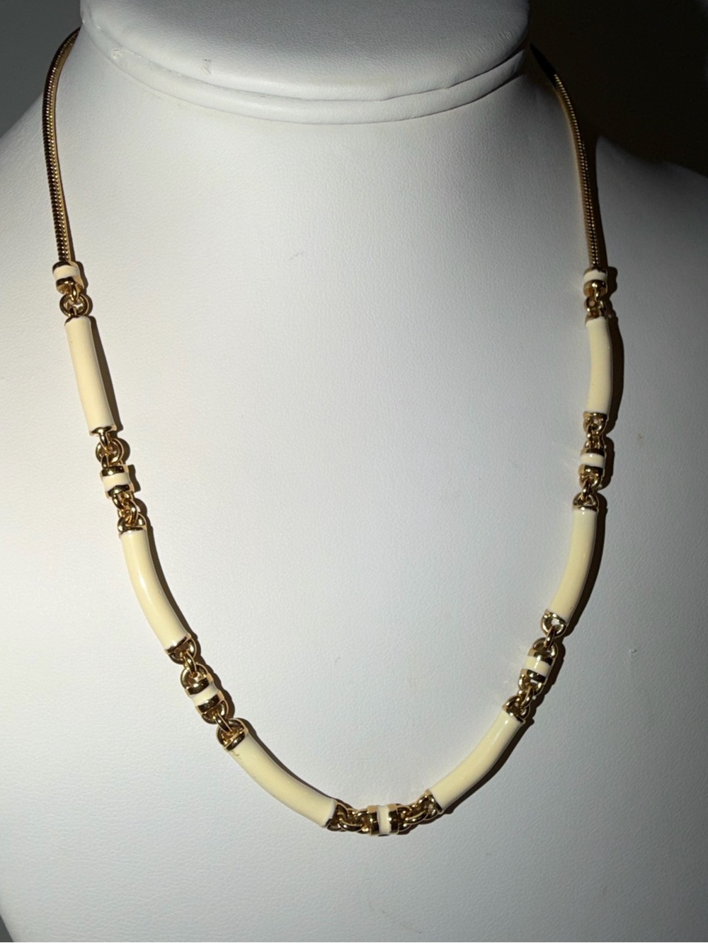 Vtg Signed Monet Gold-Tone & White Enamel Adjustable Chain Necklace